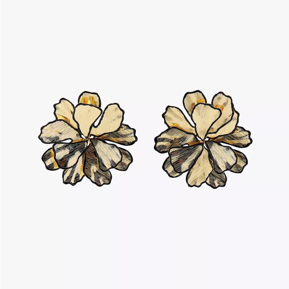 ZARA TEXTURED FLOWER EARRINGS NWT - Picture 2 of 5